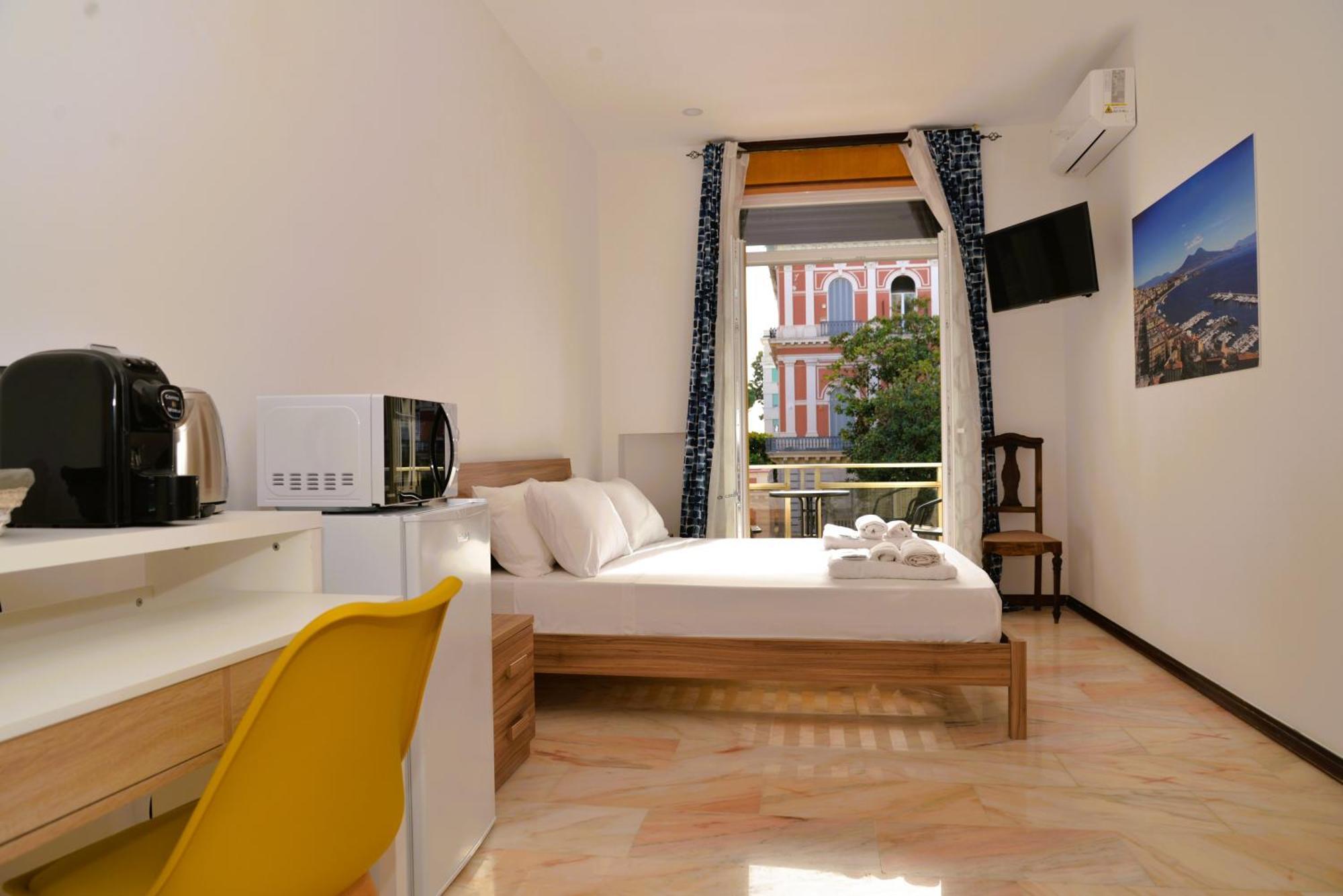 Punto Felice Riviera - Centro Citta Lungomare Caracciolo Hotel Naples Exterior photo